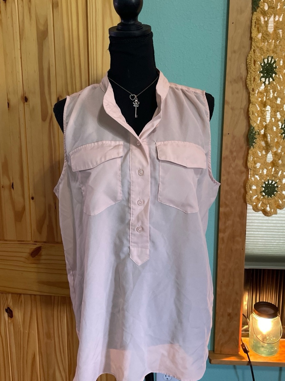 Source Unknown Light Pink Sleeveless Utility Blouse